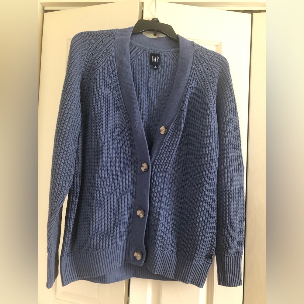 Gap Women’s Cardigan sweater size M